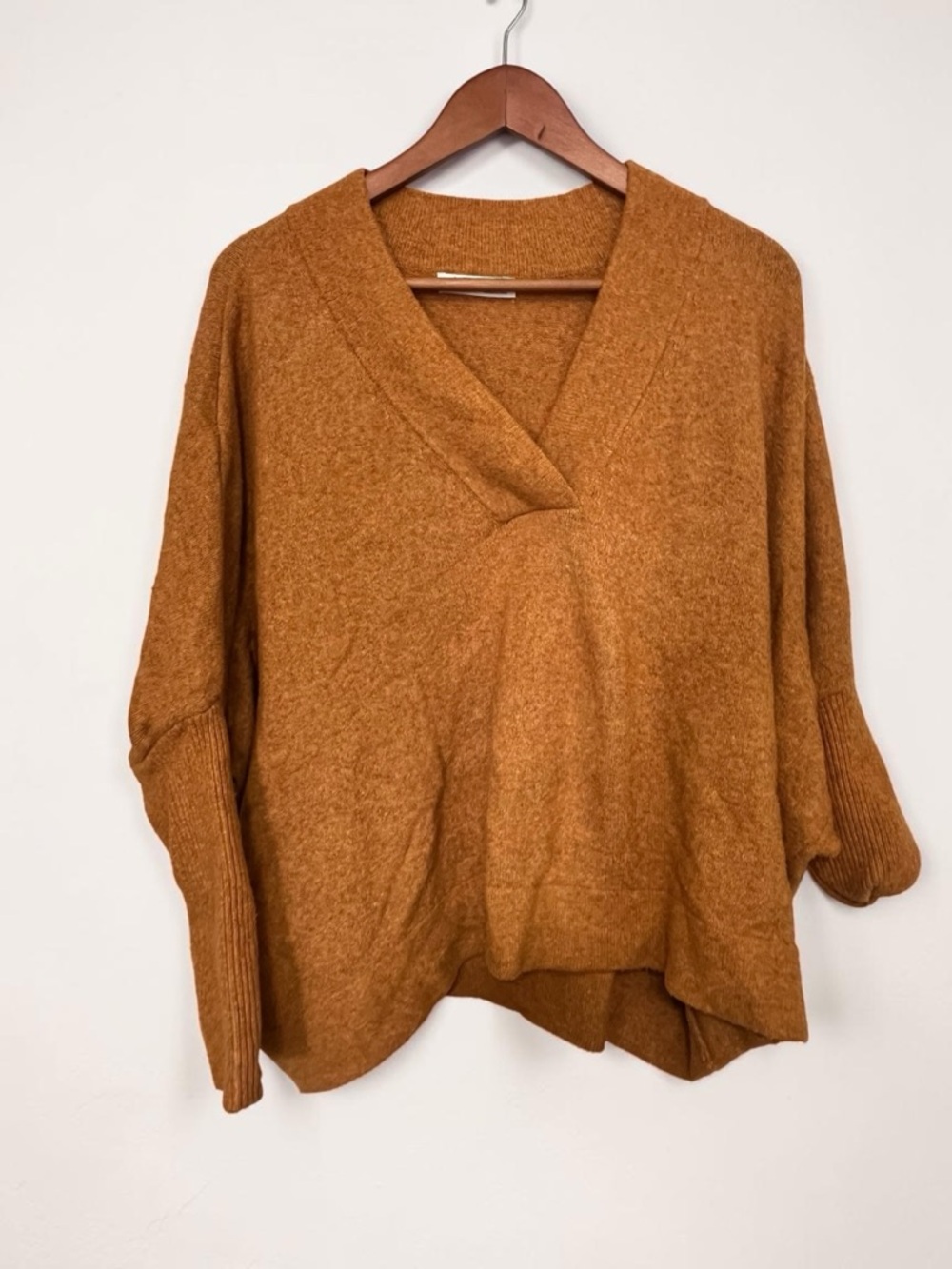 By Anthropologie V-Neck Dolman Sleeve Mustard Oversized Knit Sweater Small